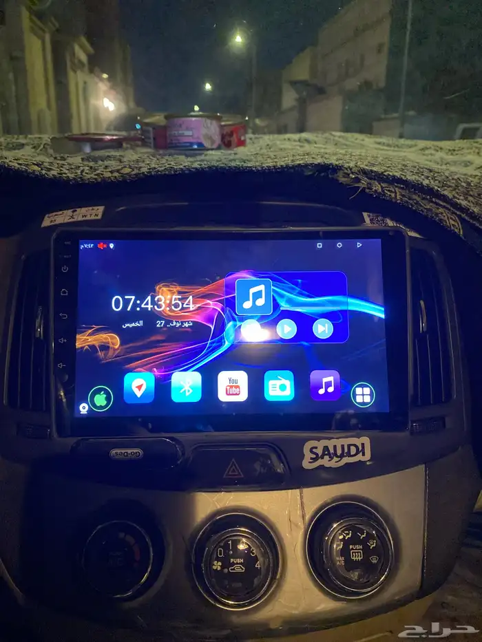 شاشه اندرويد للسياره نضيفه و عليها حمايه 0