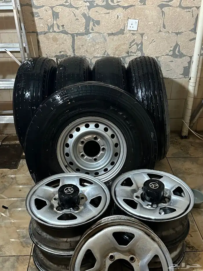 5كفرات بالون ديور 16 900مع جنوط هلل  جنوط ديزل مع اكوابهن 1