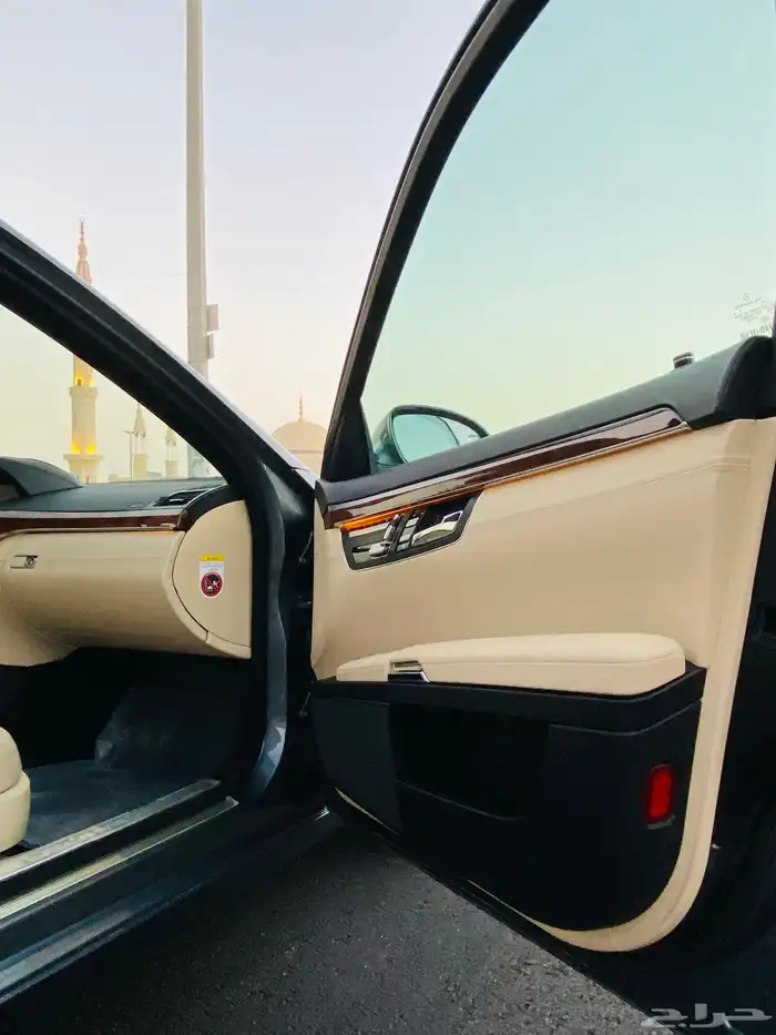 مرسيدس بانوراما S350 مخزنه بحاله الزيرو ماشاء الله 48