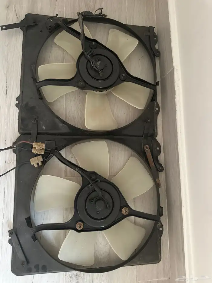 متوفر اطار وريش مراوح سوبارو حجم كبير 2