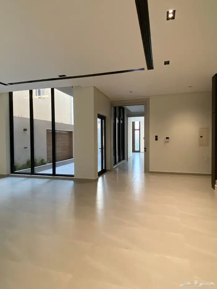 للبيع فلة مودرين من المالك مباشرة 15