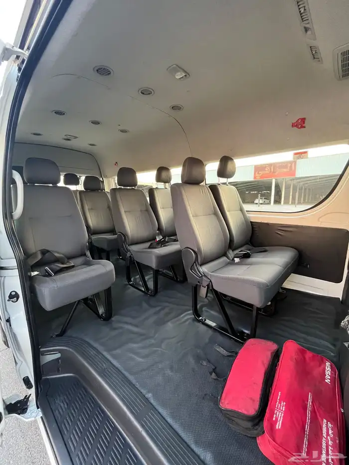 باص تويوتا ركاب 2017 سقف عالي للبيع 7