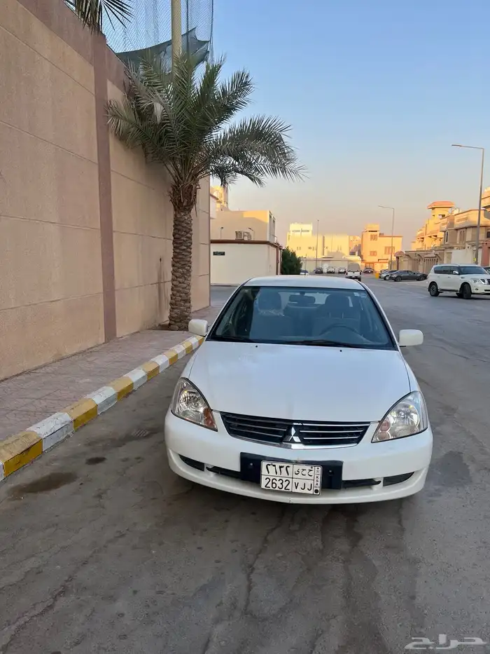 مستوبيشي لانسر 2014 قير اتوماتيك مخزنة 2