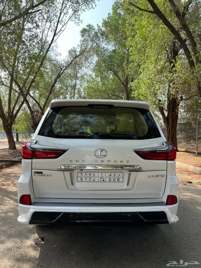 جيب لكزس 570 سوبر سبورت 2019 7
