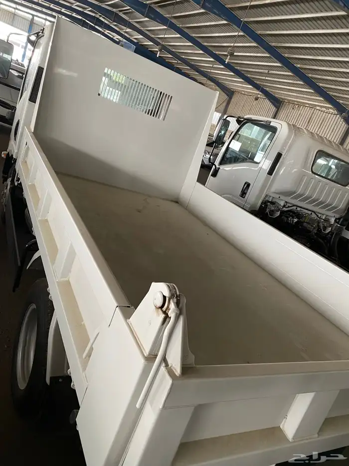 ايسوزو قلاب 3 طن 2025 اقل سعر 4