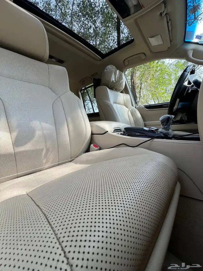 جيب لكزس 570 سوبر سبورت 2019 27