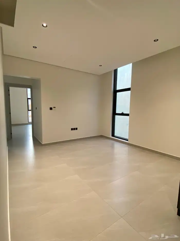 للبيع فلة مودرين من المالك مباشرة 30