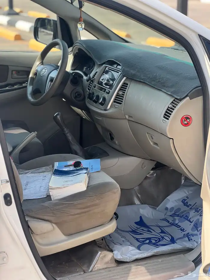 تايوتا انوفا 2015 9