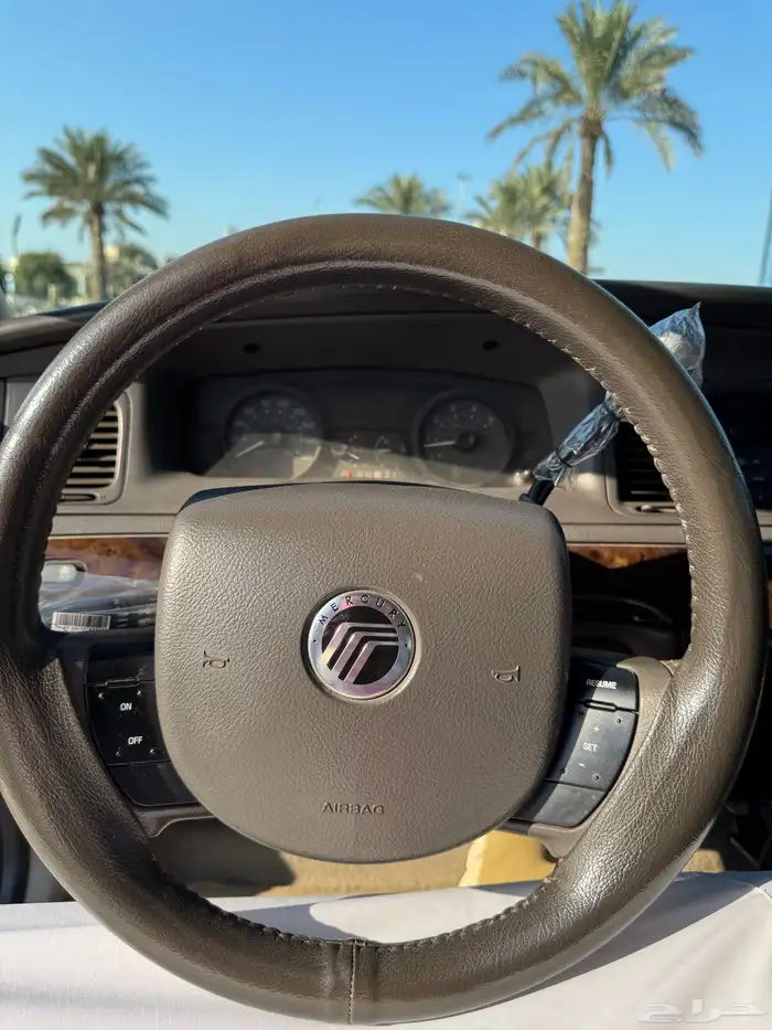 فورد قراند ماركيز 2010 11