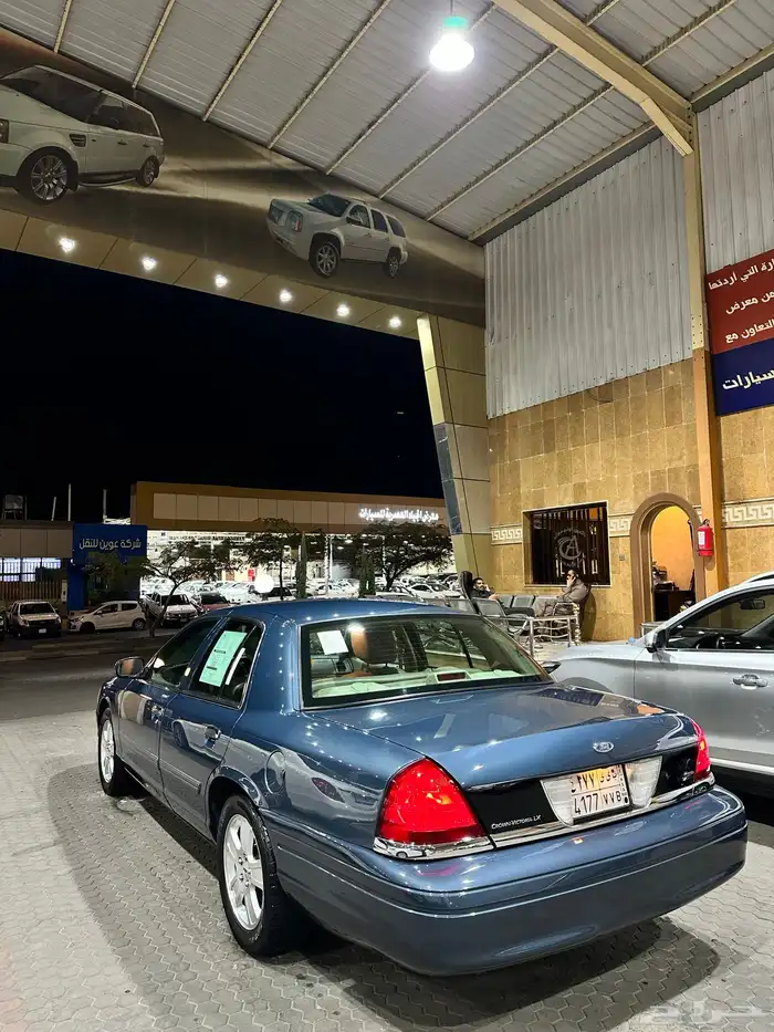 للبيع فورد فكتوريا 2011 نضيفف ( تم البيع ) 4