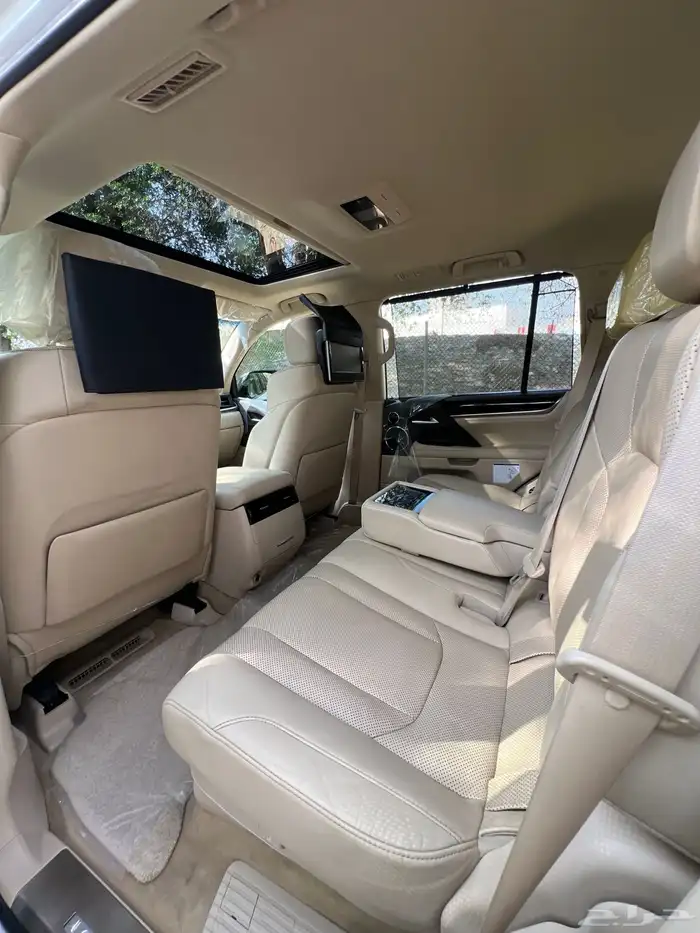 جيب لكزس 570 سوبر سبورت 2019 45