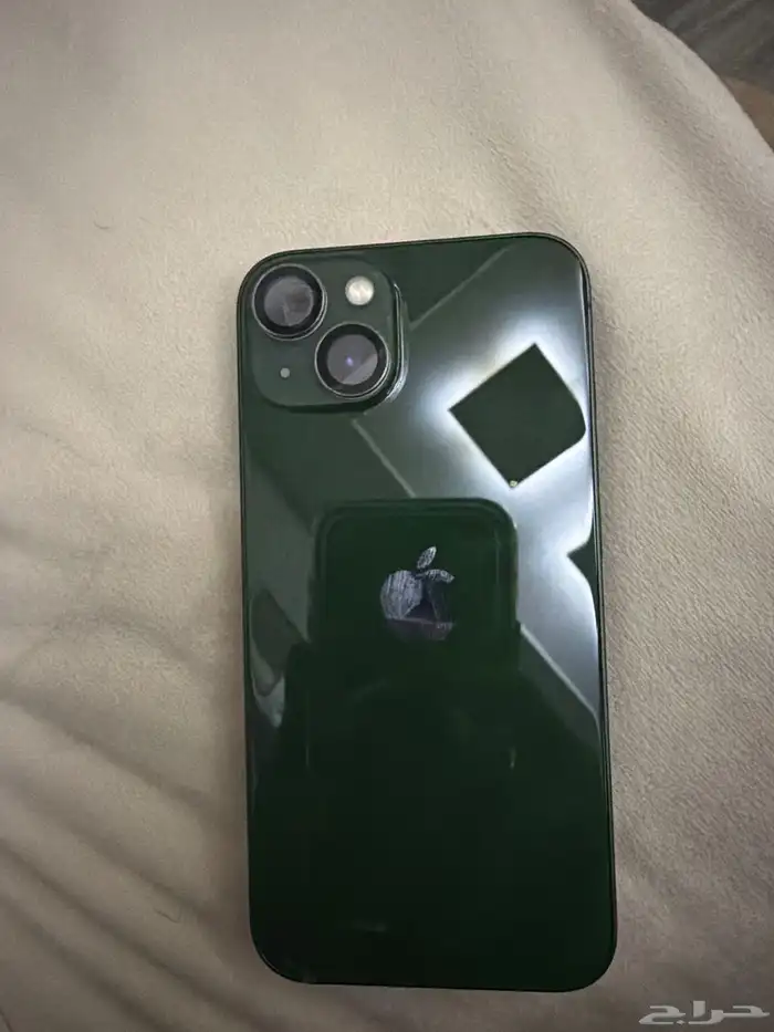 ايفون 13 مساحته 128قيقا وبطاريته 85 الجهاز نضيف جدا 1