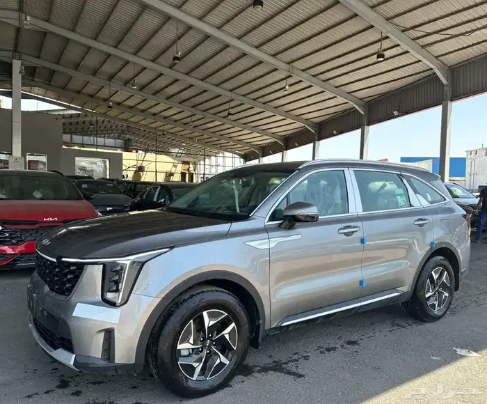 كيا سورنتو ستاندر هايبرد 1.6cc موديل 2024 كاش وتقسيط 9