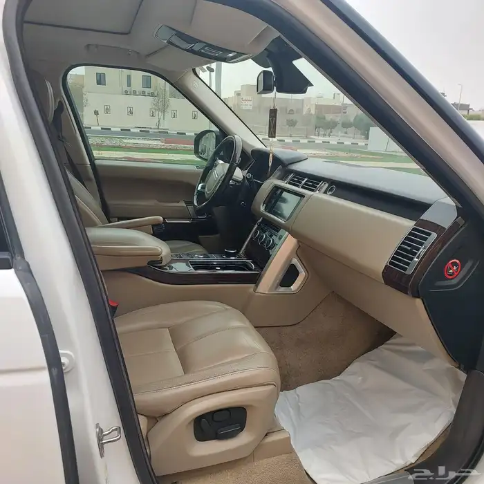 رنج روفو SE بودي محركات شد بلد نضيف جدا تم عمل صيانهب40 الف 7