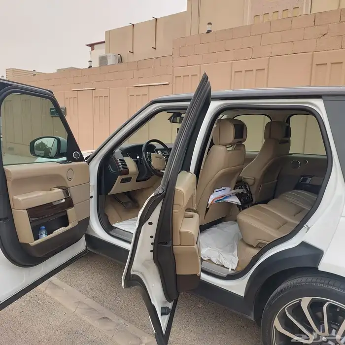 رنج روفو SE بودي محركات شد بلد نضيف جدا تم عمل صيانهب40 الف 6