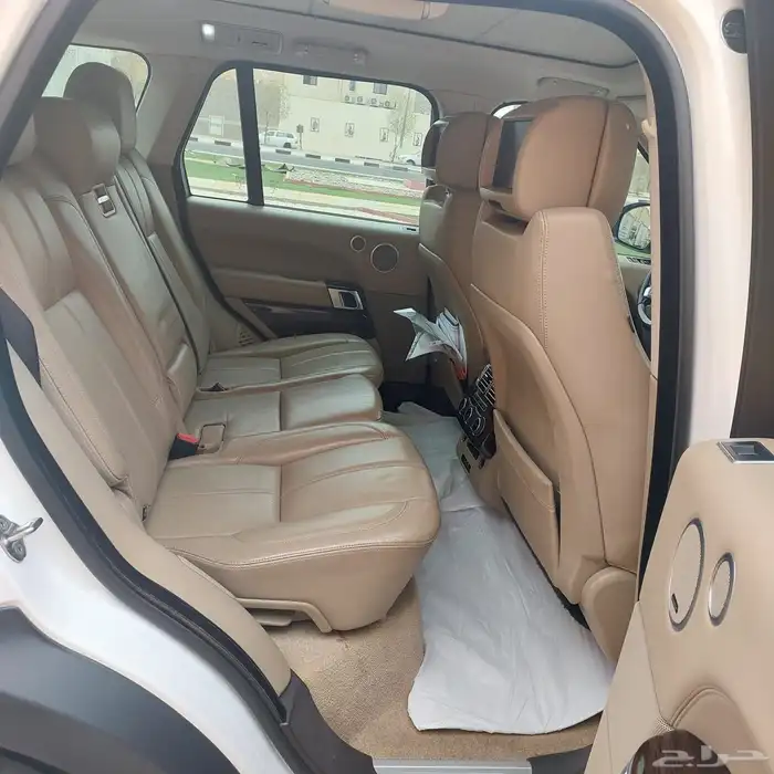 رنج روفو SE بودي محركات شد بلد نضيف جدا تم عمل صيانهب40 الف 4