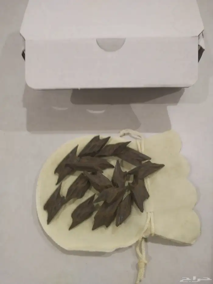 عود تايقر الأصلي مايعادل 28 الي 35جرام 16 عود من التايقر 0