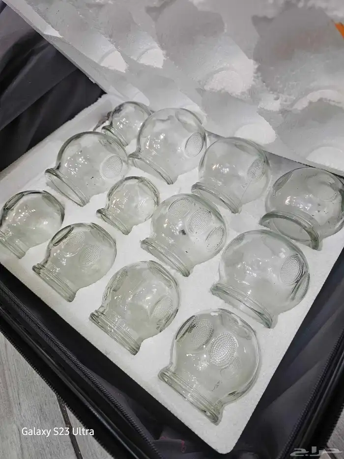 مستلزمات صالون للتقبيل - شبه جديده 9