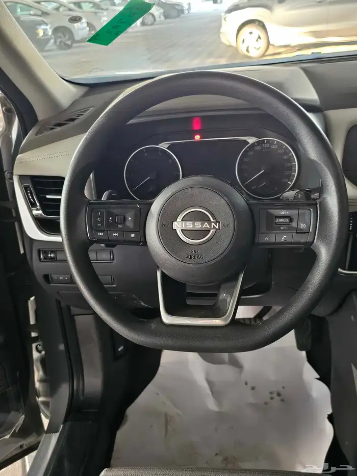 نيسان اكستريل 7 راكب بدون دبل 2025 9