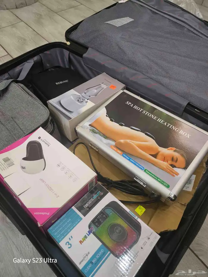 مستلزمات صالون للتقبيل - شبه جديده 0