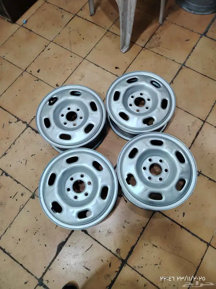 جنوط ازيرا مقاس 15 نظيفه وكاله 1