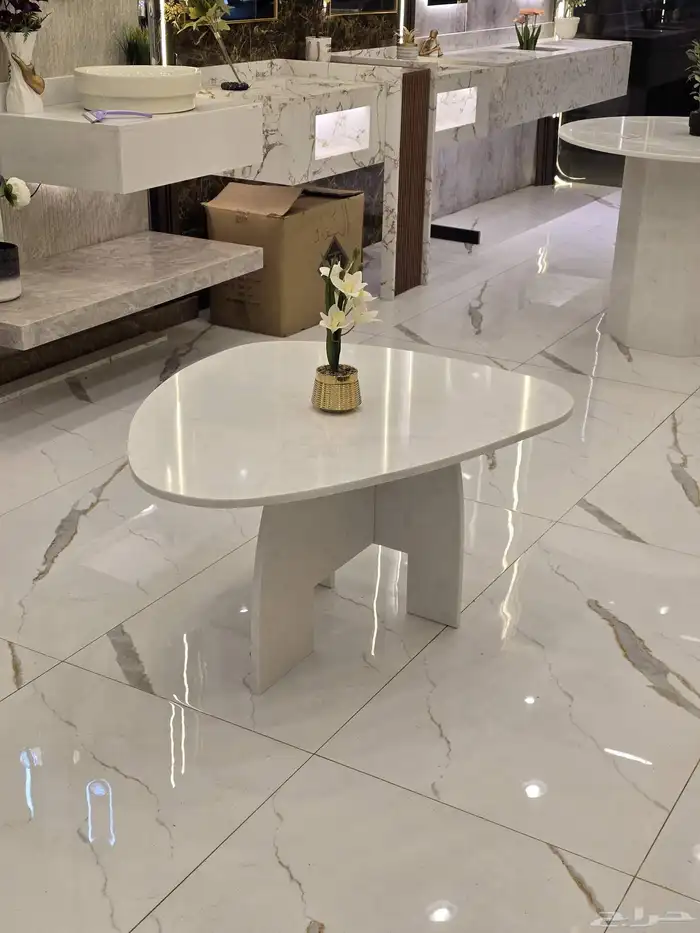 طاولة مكتب حاجه رايقه وتفصيل اي شكل والسعر مميز 1