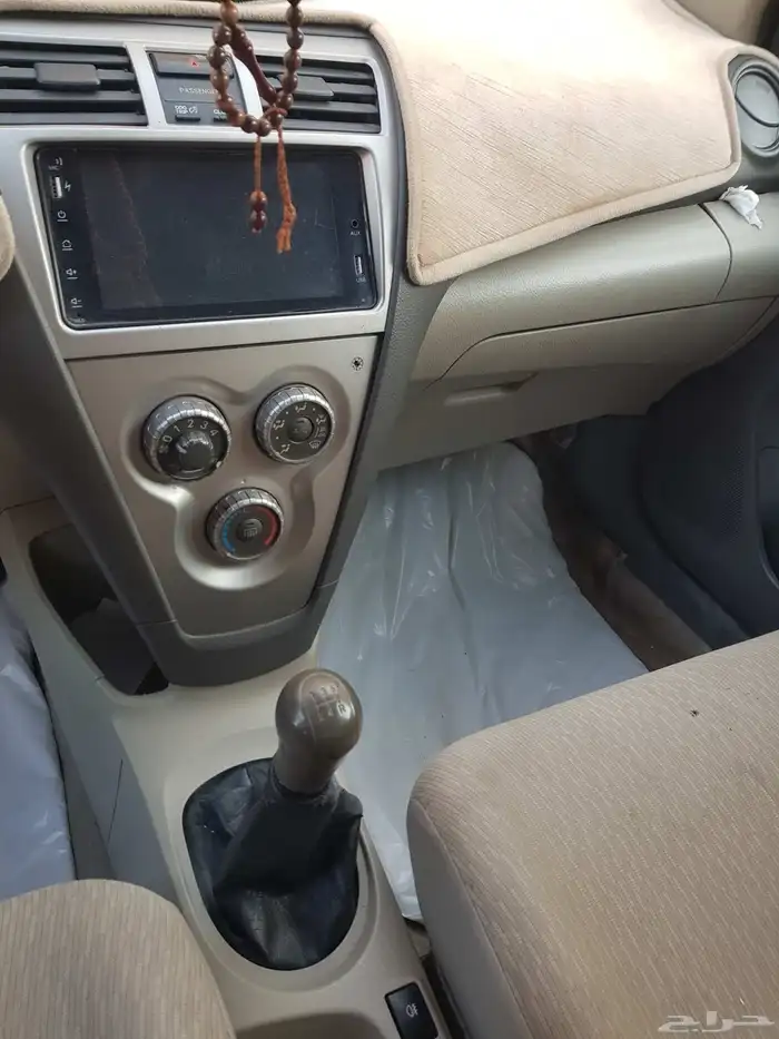 تويوتا ياريس 2012 للبيع 5