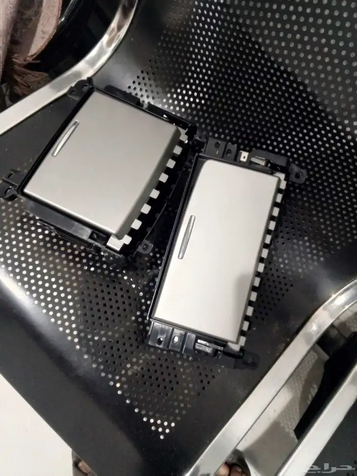 ابواب خلفيه يمين ويسار كامري 2011 تركب من 2007 الى2011 7