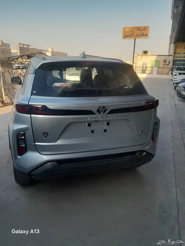 تويوتا اوربان استاندر فضى موديل 2026 3