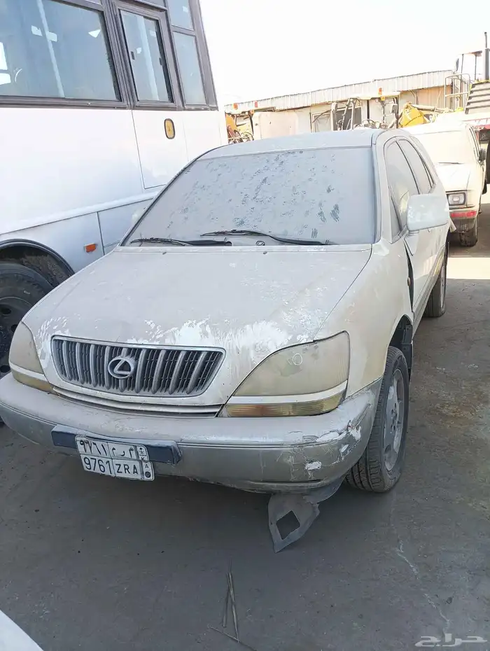 جيب لكزس موديل 2002 3