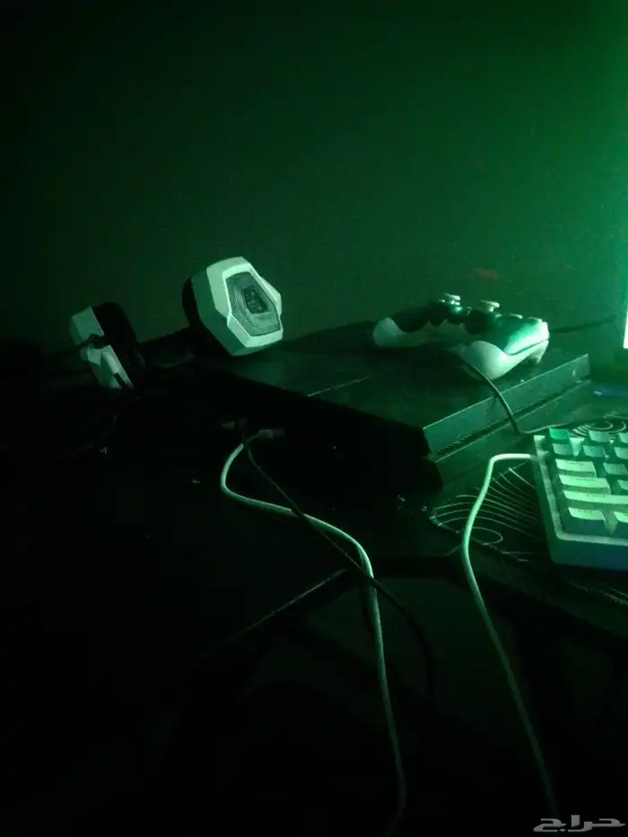 سوني 4 مع يدين وفيفا 25 450 0