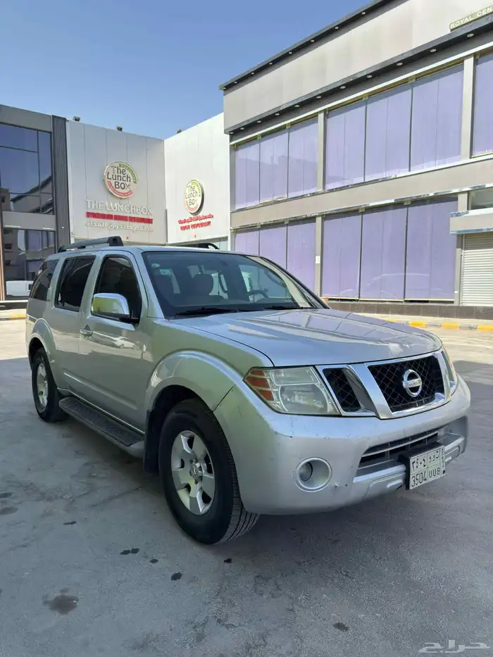 نيسان باثفايندر SE 2012  4x4 8