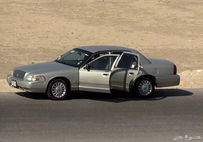 فورد ماركيز 27