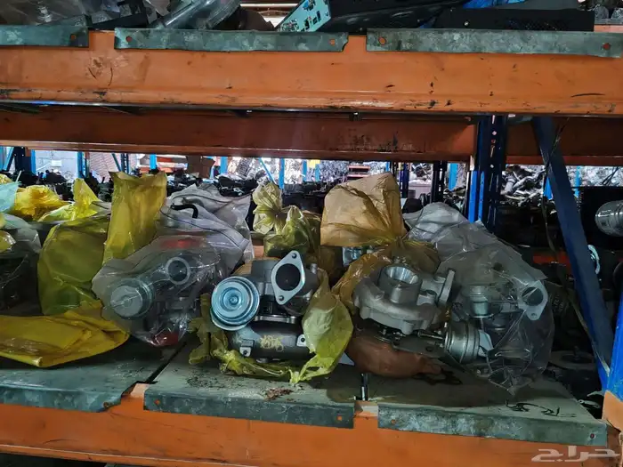 مكاين و قطع غيار نيسان وانيت باص دينا 18