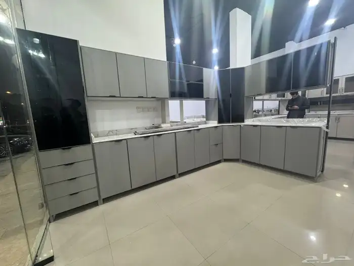 مطابخ جديده جاهزه تتوفر جميع الألوان رخام جلكسي ب2800 شامل ا 7