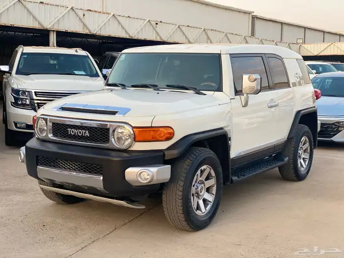 تويوتا اف جي 2022 فل كامل خليجي 11