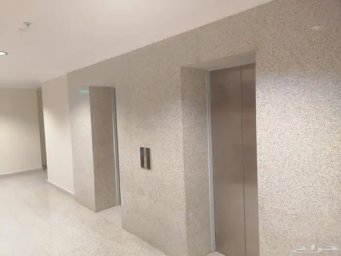 شقة فاخرة جديده للإيجار 9