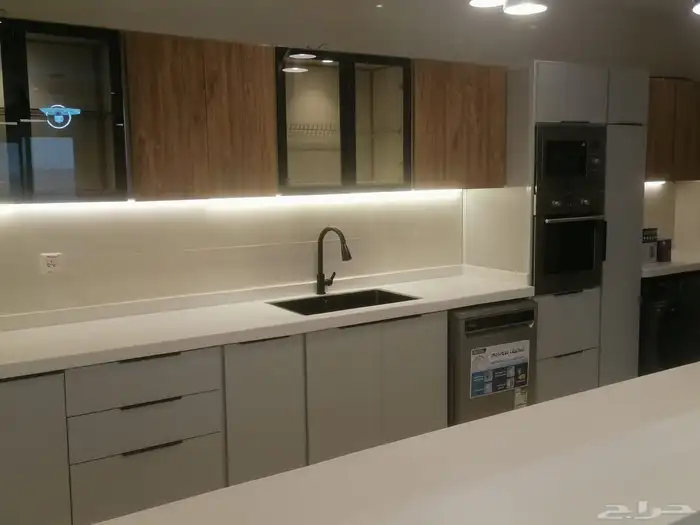 شقة فاخرة جديده للإيجار 4