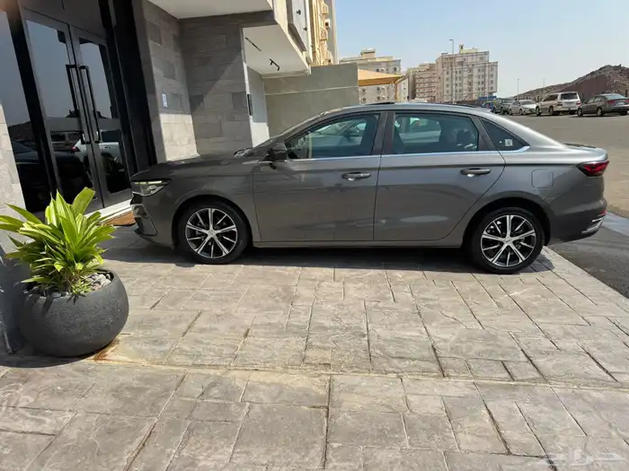 سيدان جيلي إمجراند 2023 0