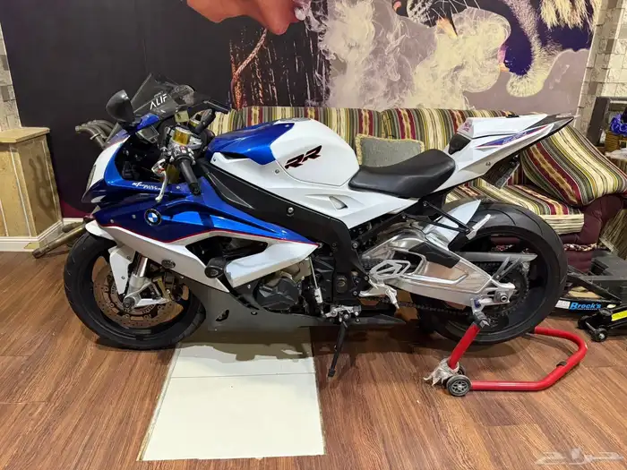 دباب بي ام دبليو 1