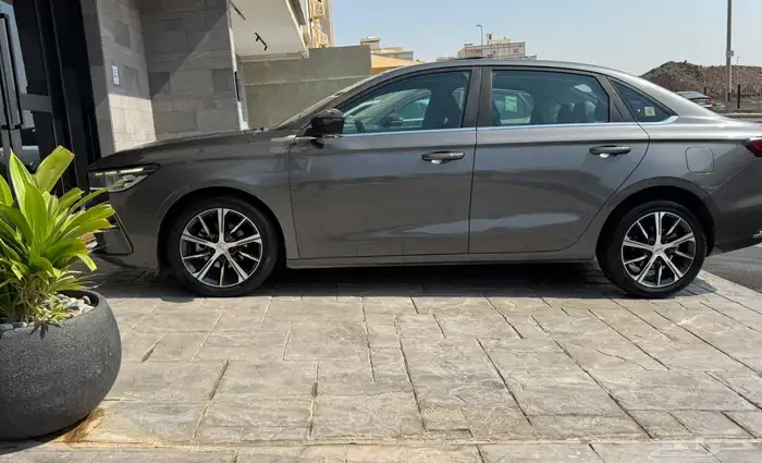 سيدان جيلي إمجراند 2023 6