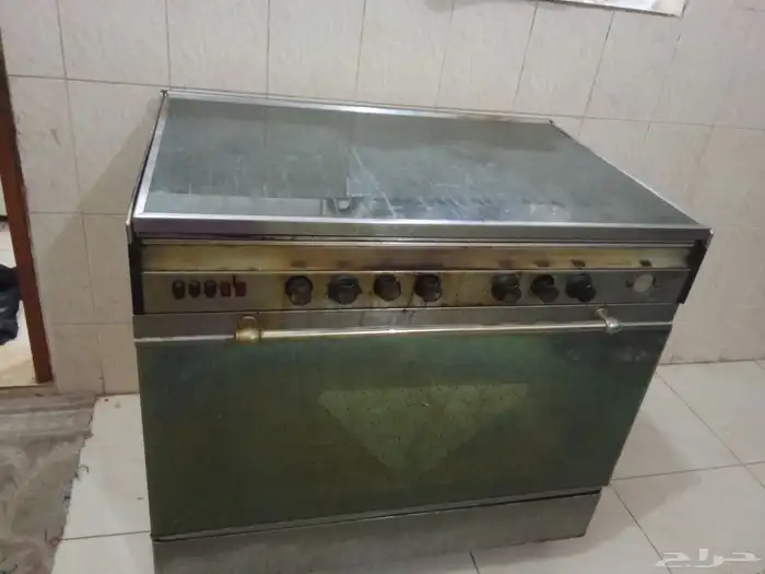 فرن غاز شغال لا يشكو من شي السعر 350 ريال سبب البيع الحاجه 2