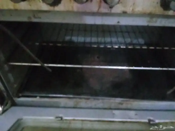 فرن غاز شغال لا يشكو من شي السعر 350 ريال سبب البيع الحاجه 0