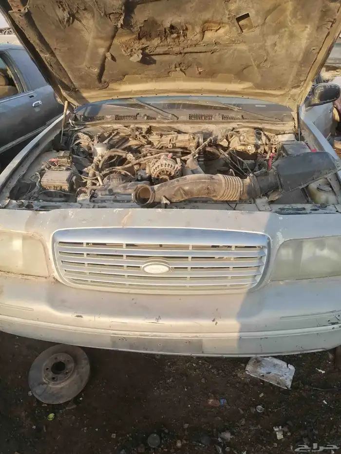 مكاين وغيور دفرنسات فورد فكتوريا ماركيز 2