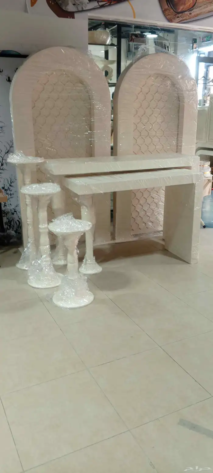 طاوله مخمل طاوله خشب طاوله رقم طاوله حديد 1