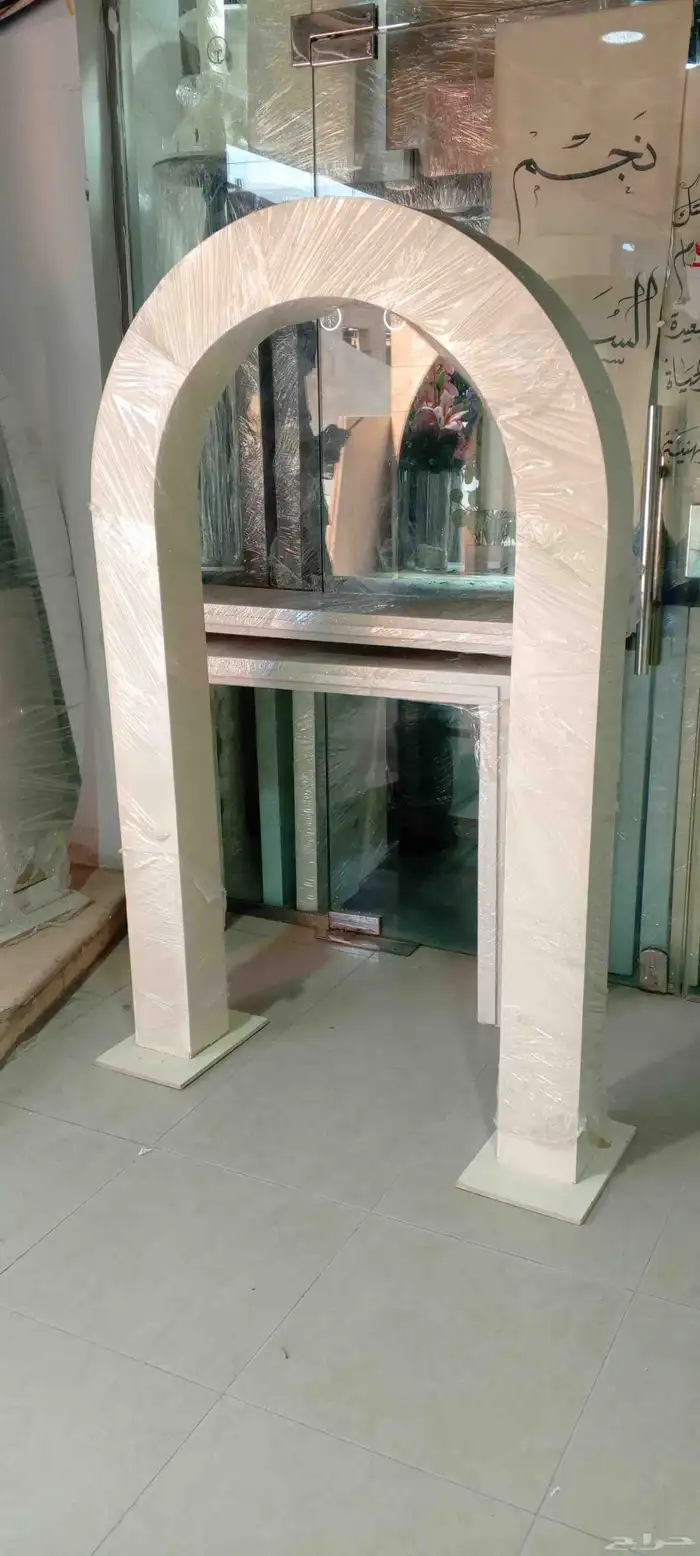 طاوله مخمل طاوله خشب طاوله رقم طاوله حديد 2