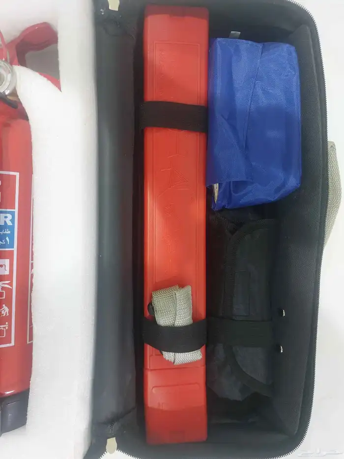 شنطه سلامة فورد فكتوريا 3