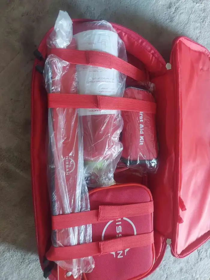 عدة سلامه سياره نيسان 1