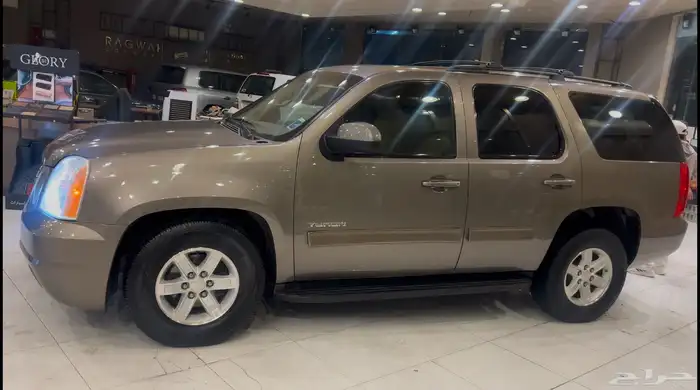 يوكن 2011 GMC 2