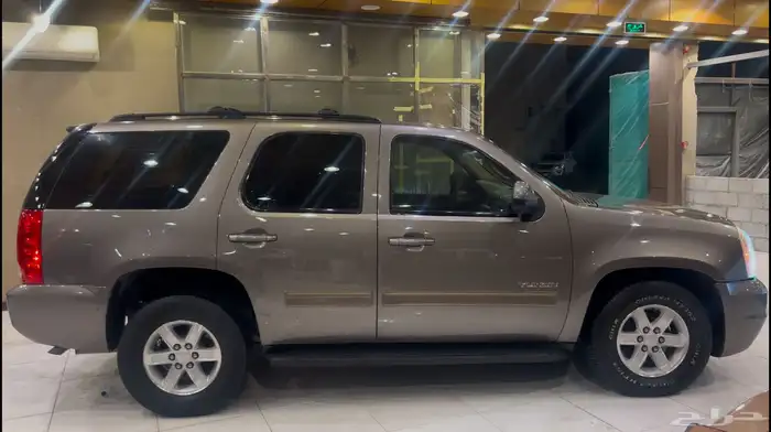 يوكن 2011 GMC 3